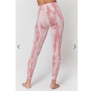 M/L Spiritual Gangster Love Sculpt Seamless Legging